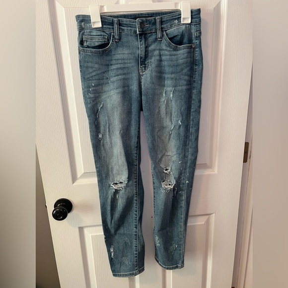 Judy Blue Distressed Relaxed Fit Women Jeans Size 9/29 - Picture 1 of 9